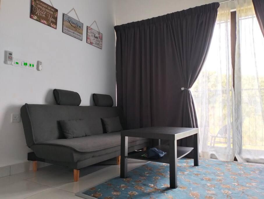H&H Lovely Homestay In Nilai Exterior foto